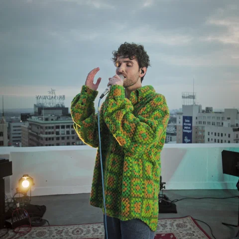 Love Don't Hate It - Live from the Capitol Records Rooftop