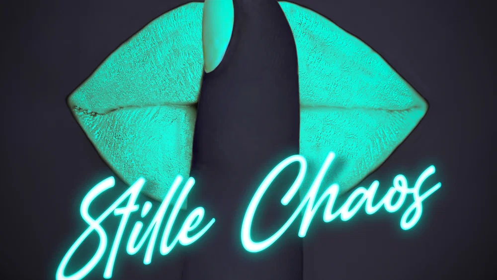 Stille Chaos background