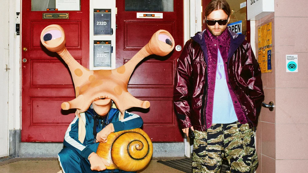 ALIEN - Remix background