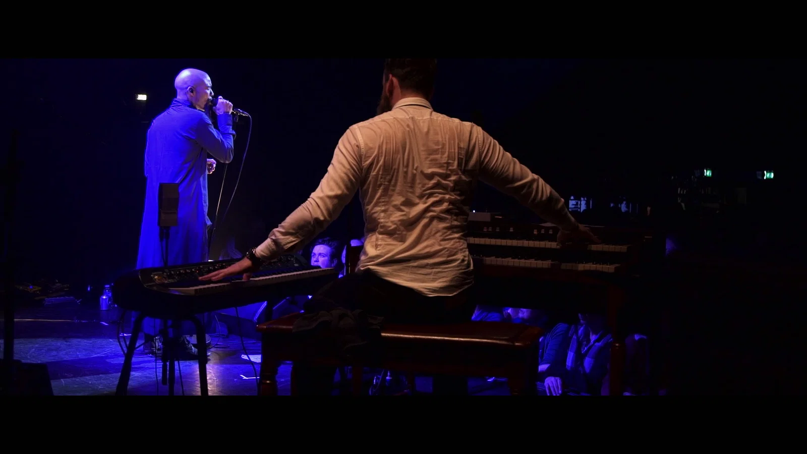 King - Live From Paard, Den Haag / 2016 background