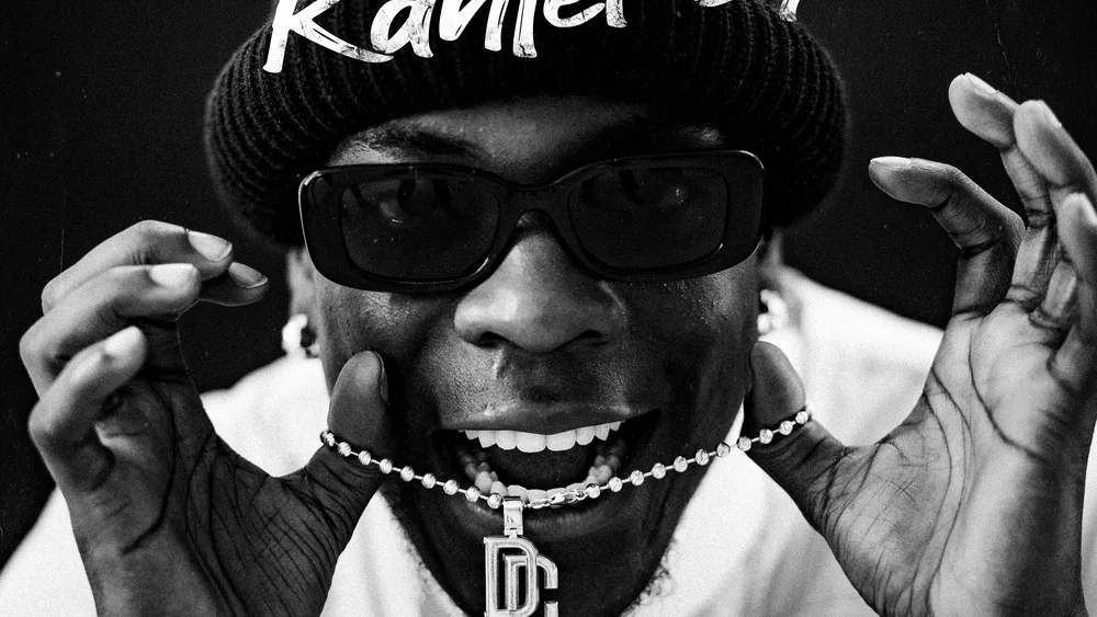 Kantel Ey background