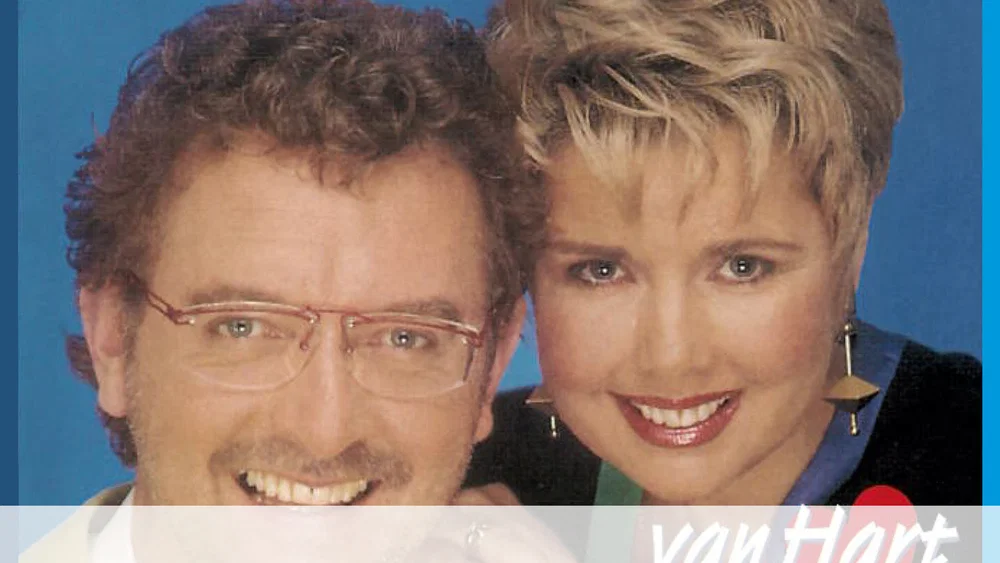 Van Hart Tot Hart - Expanded Edition background