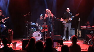 Your're My World (Live In De Victorie Alkmaar)