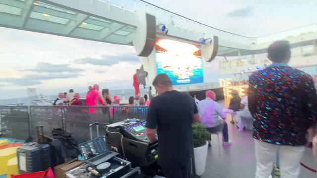 Vlog 52 | De Bevers Cruise En De Nieuwe Hit Is Geboren