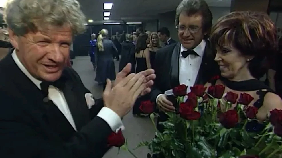 De Week Van Willibrord, 2000 background