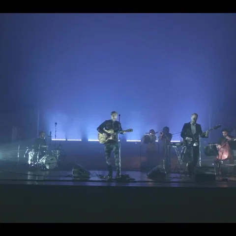 DYNASTY  (Live at TivoliVredenburg)