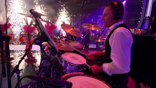 Viva Las Vegas / Little Less Conversation (Live in Ziggo Dome 2024)