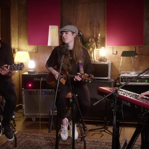 Sunny Girl (Acoustic)