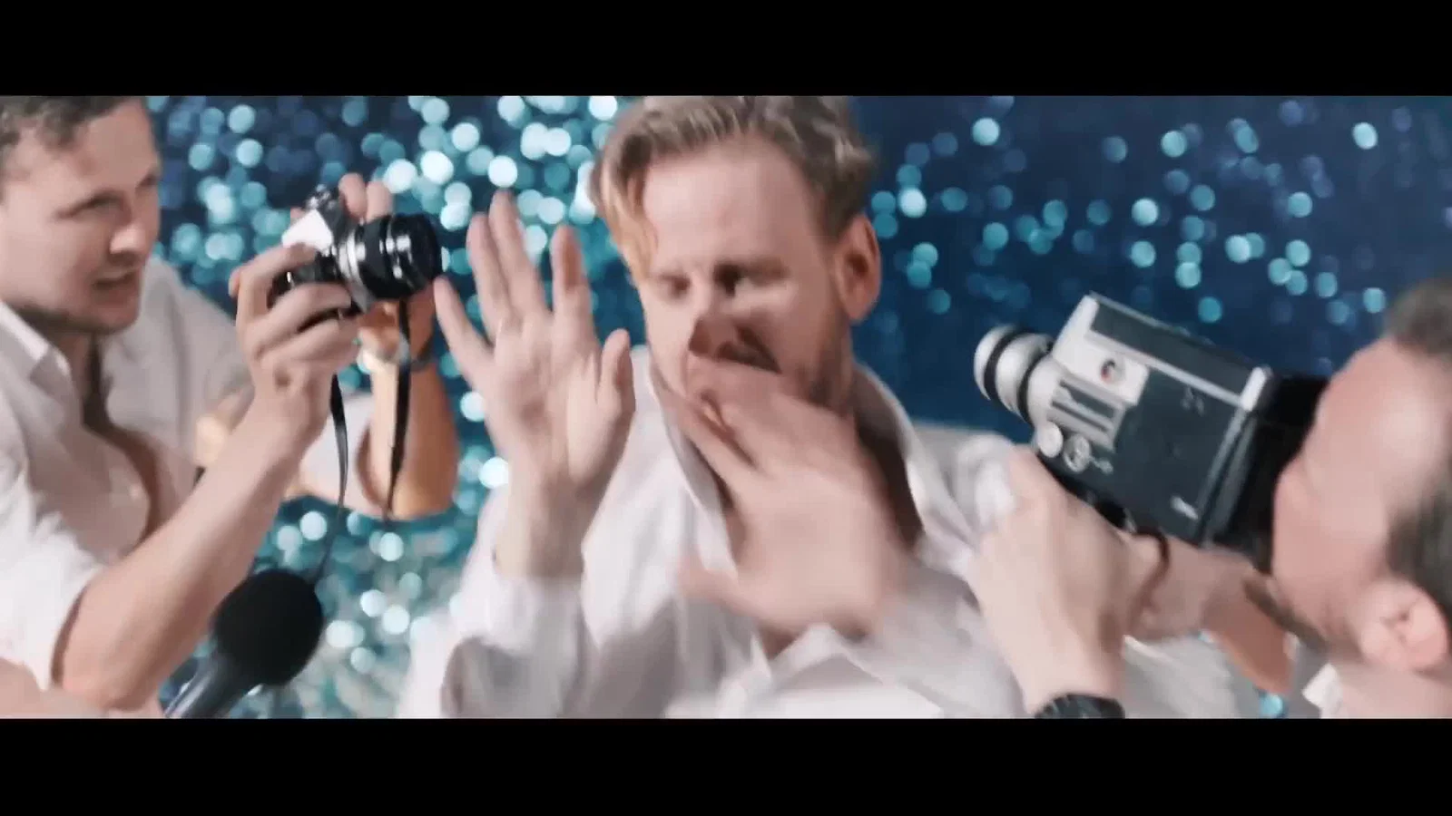 Forget My Name (feat. René Froger) background