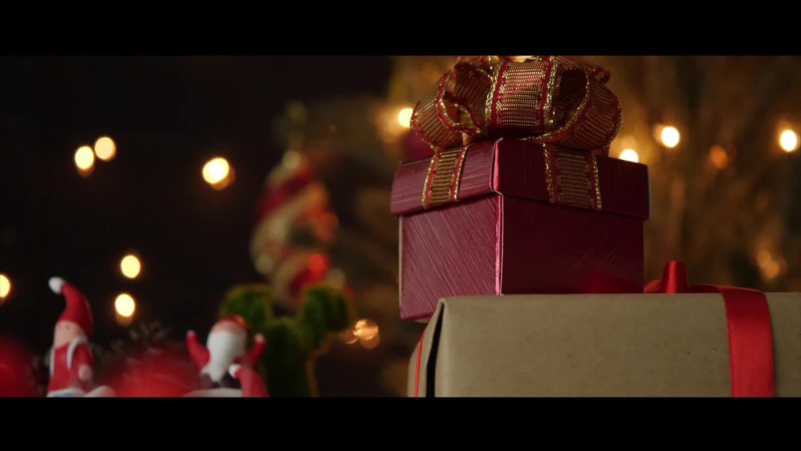 Last Christmas background