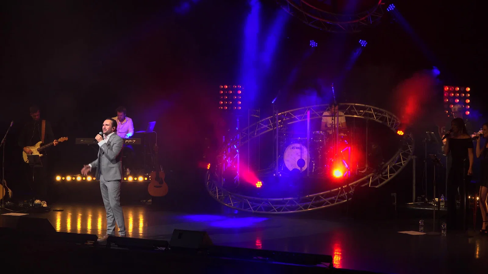 Live Met De Band - Thuis background