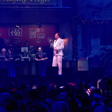 Christmas Uptempo Medley - Live in Rotterdam Ahoy